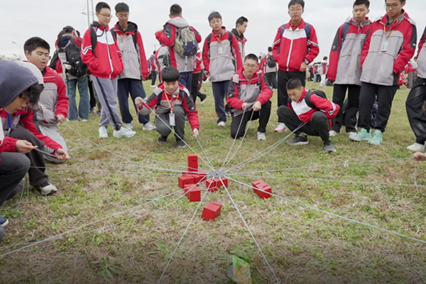 梦享飞行乐园省锡中初三社会实践